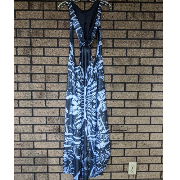 Black Milk bone machine hooded cape *rare* OSFA - Picture 5 of 7